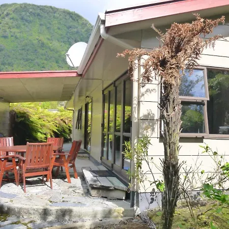 Central & Relaxing Franz Josef Exterior photo
